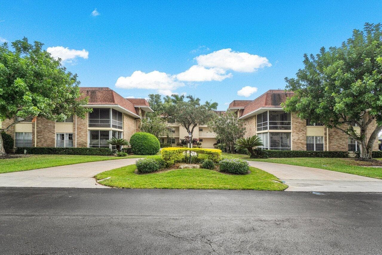 5510 Tamberlane Circle # 243, Palm Beach Gardens FL 33418 - Palm Beach Gardens, FL - Photo 1