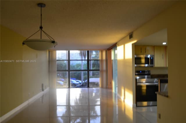 200 Leslie Dr # 303, Hallandale Beach FL 33009 - Hallandale Beach, FL - Photo 7