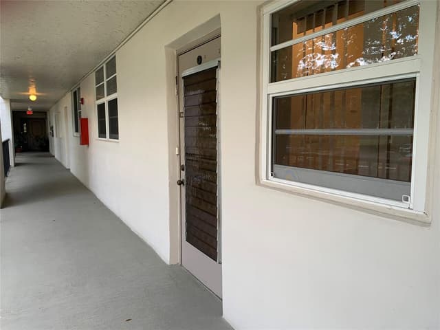 9460 Poinciana Place # 203, Davie FL 33324 - Davie, FL - Photo 2