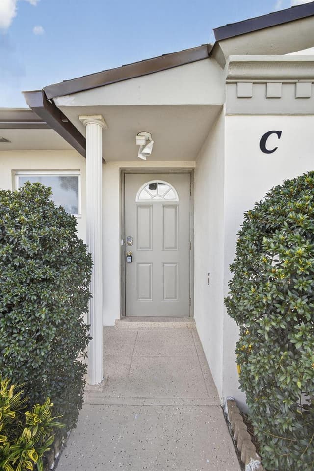 2833 Crosley Drive W # C, West Palm Beach FL 33415 - West Palm Beach, FL - Photo 4