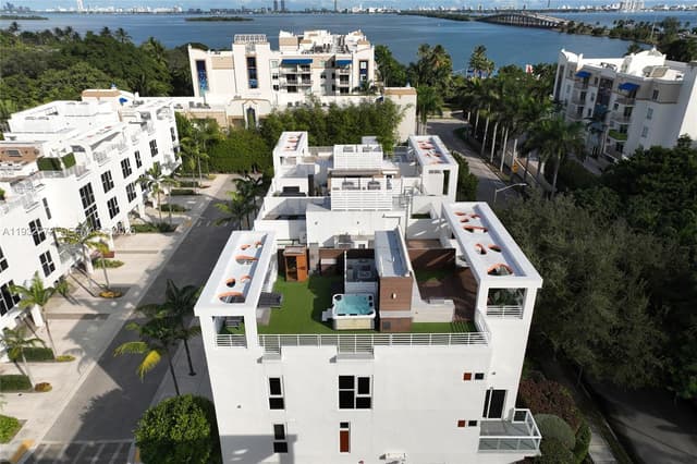 455 NE 39th St # 202, Miami FL 33137 - Miami, FL - Photo 2