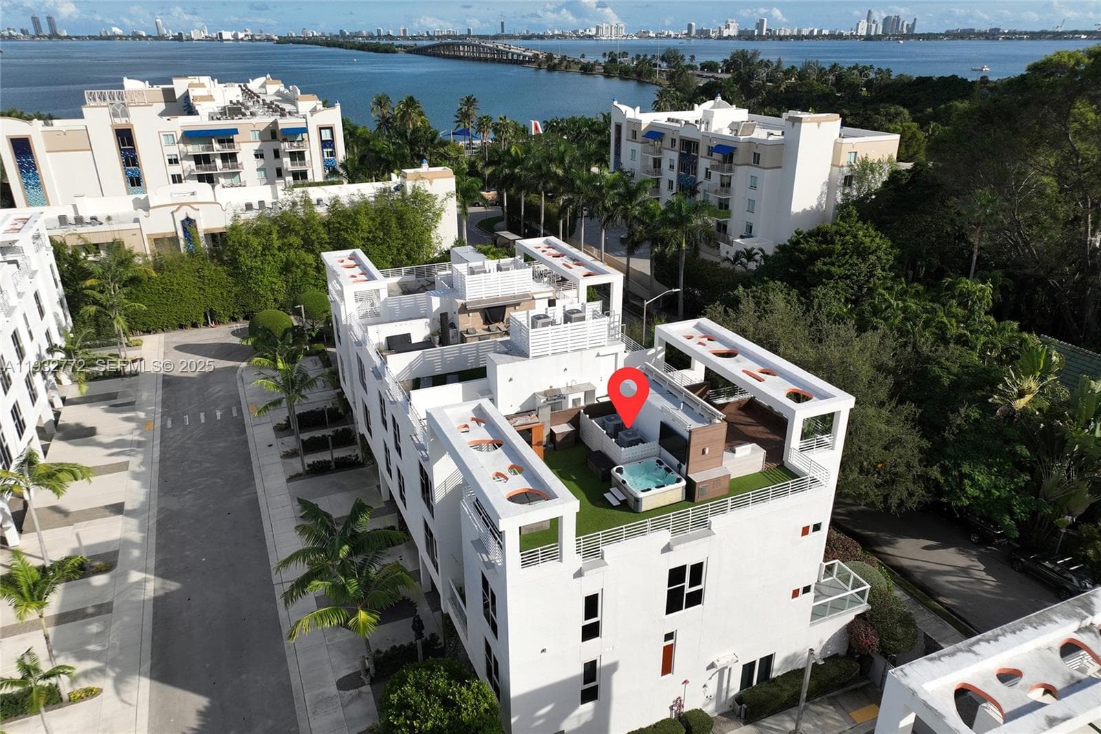 455 NE 39th St # 202, Miami FL 33137