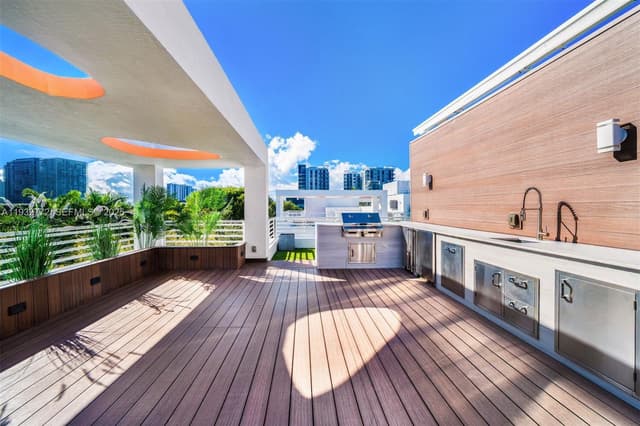 455 NE 39th St # 202, Miami FL 33137 - Miami, FL - Photo 5