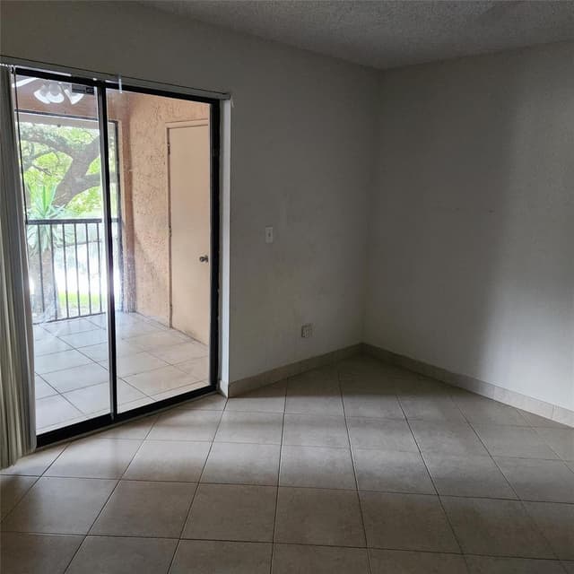 3634 NW 95th Terrace # 3634, Sunrise FL 33351 - Sunrise, FL - Photo 6