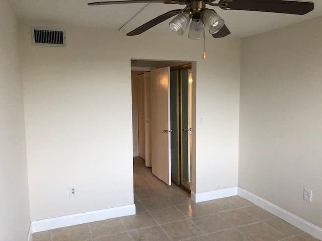 7300 NW 17th Street # 201, Plantation FL 33313 - Plantation, FL - Photo 3