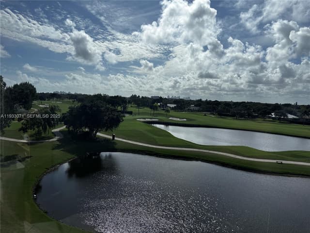 2500 NE 48th Ln # 507, Fort Lauderdale FL 33308 - Fort Lauderdale, FL - Photo 2