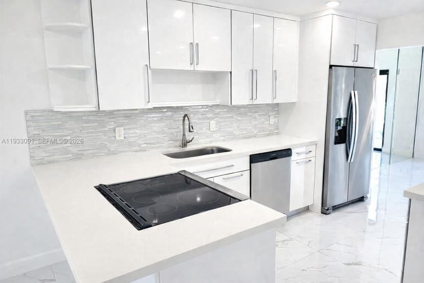 9723 N New River Canal Road # 416, Plantation FL 33324