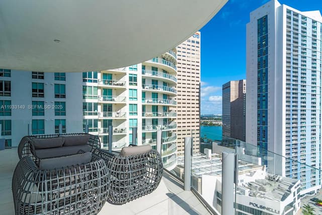 300 Biscayne Blvd Way # 1901, Miami FL 33131 - Miami, FL - Photo 2