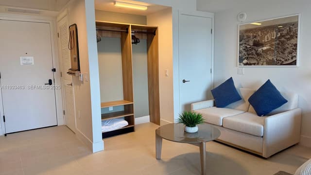 159 NE 6th St # 4010, Miami FL 33132 - Miami, FL - Photo 3