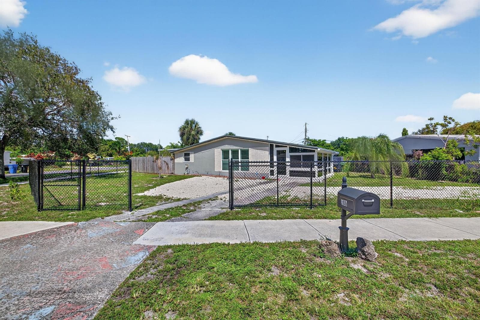 300 SW 25th Avenue, Fort Lauderdale FL 33312
