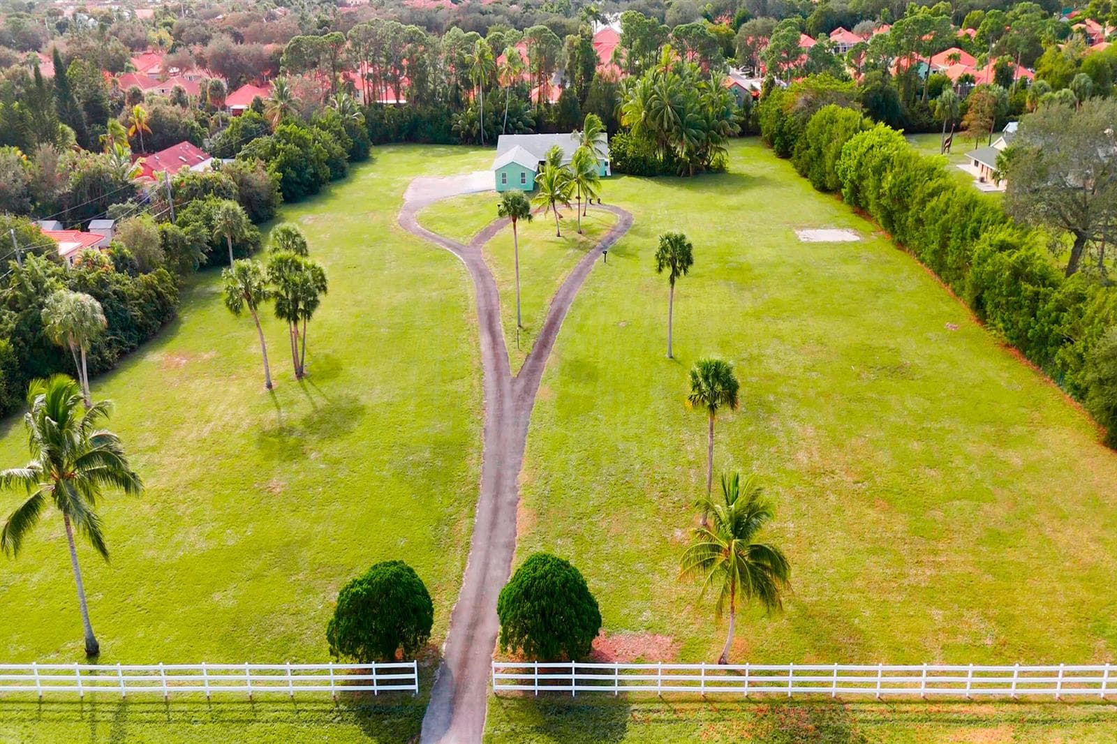 4656 Lillian Avenue, Palm Beach Gardens FL 33418