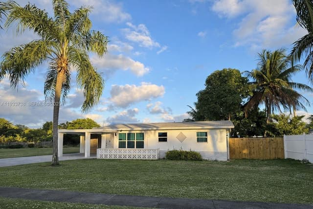 1704 NW 58th Ave, Margate FL 33063 - Margate, FL - Photo 3