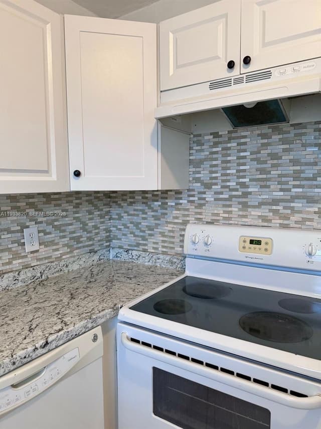 269 Brittany # F, Delray Beach FL 33446 - Delray Beach, FL - Photo 2