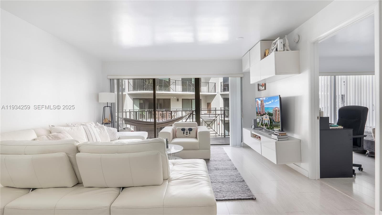 2029 N Ocean Blvd # 404, Fort Lauderdale FL 33305