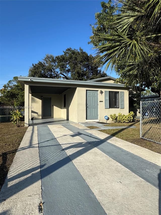 2227 NW 9th Ct, Fort Lauderdale FL 33311 - Fort Lauderdale, FL - Photo 2