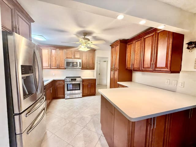 10633 Greenbriar Court, Boca Raton FL 33498 - Boca Raton, FL - Photo 5