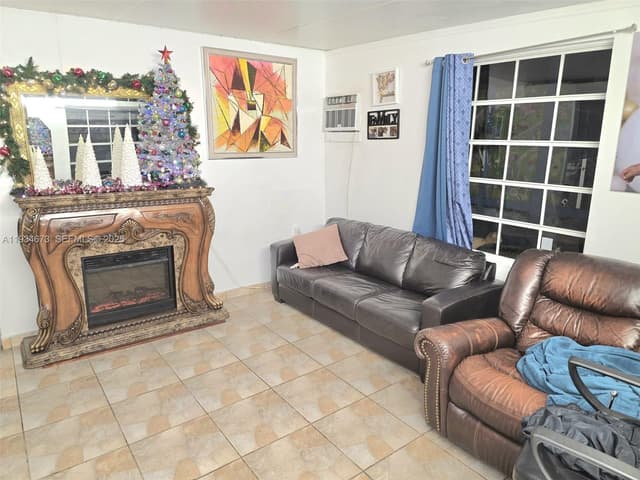 3601 NW 102nd St, Miami FL 33147 - Miami, FL - Photo 2