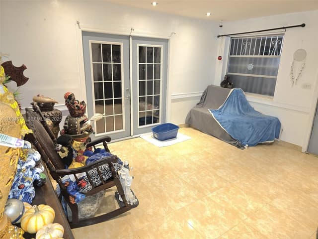 3601 NW 102nd St, Miami FL 33147 - Miami, FL - Photo 6