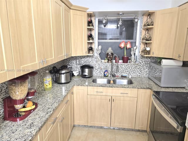 3601 NW 102nd St, Miami FL 33147 - Miami, FL - Photo 5