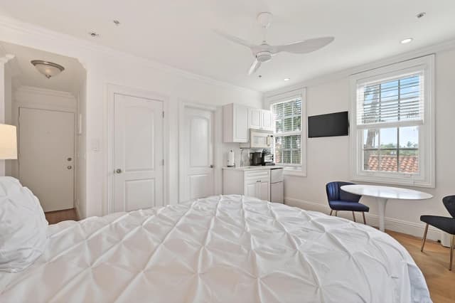 235 Sunrise Avenue # 3265, Palm Beach FL 33480 - Palm Beach, FL - Photo 4