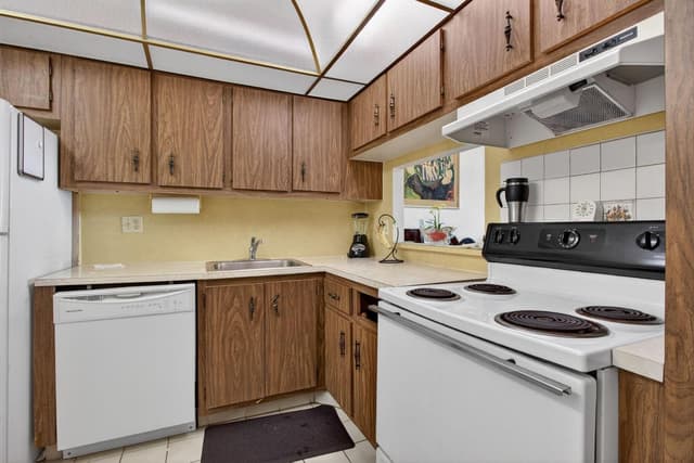 3050 Holiday Springs Boulevard # 108, Margate FL 33063 - Margate, FL - Photo 6