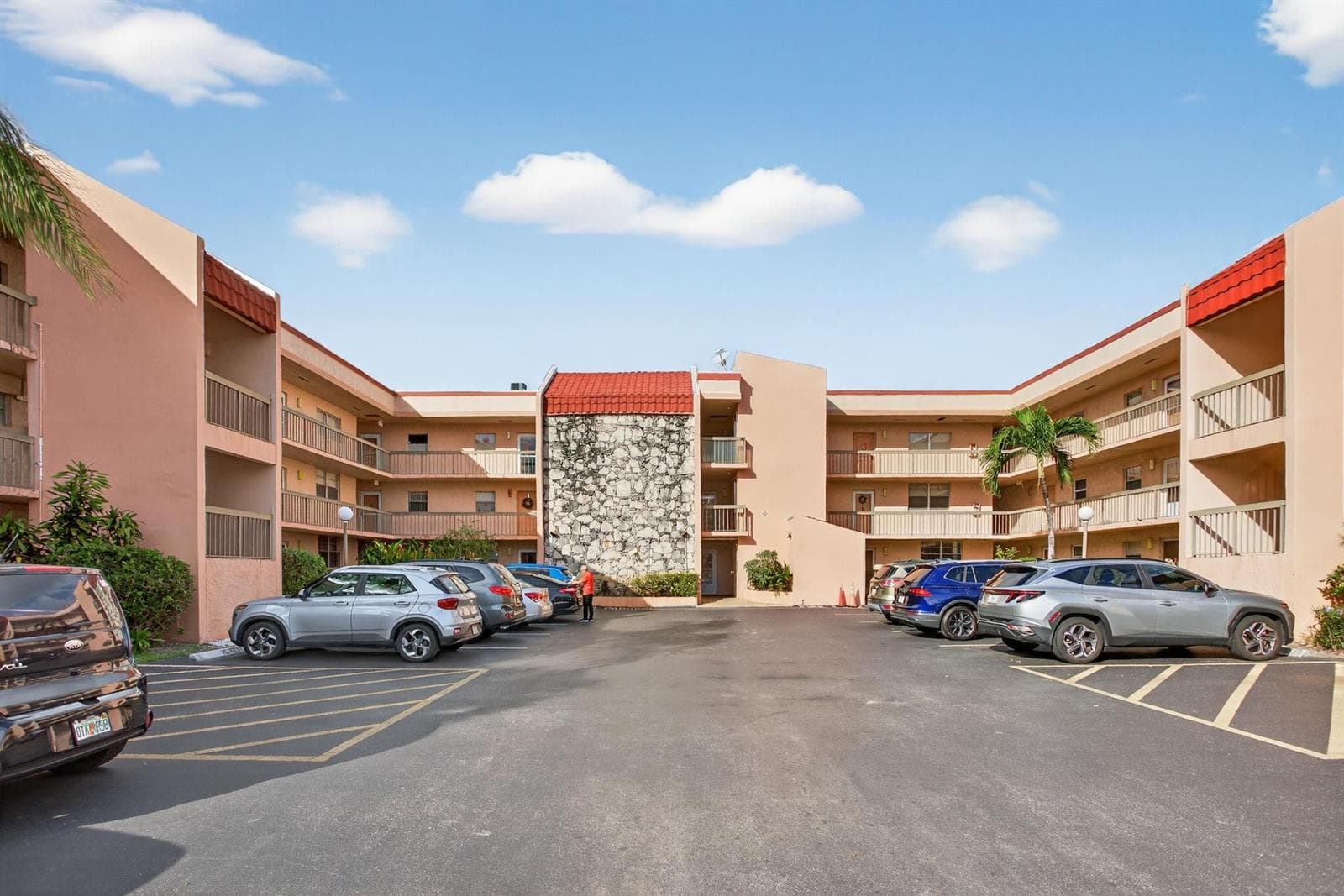 3050 Holiday Springs Boulevard # 108, Margate FL 33063 - Margate, FL - Photo 1