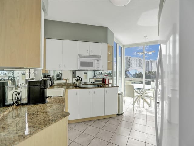 3370 Hidden Bay Dr # 508, Aventura FL 33180 - Aventura, FL - Photo 5