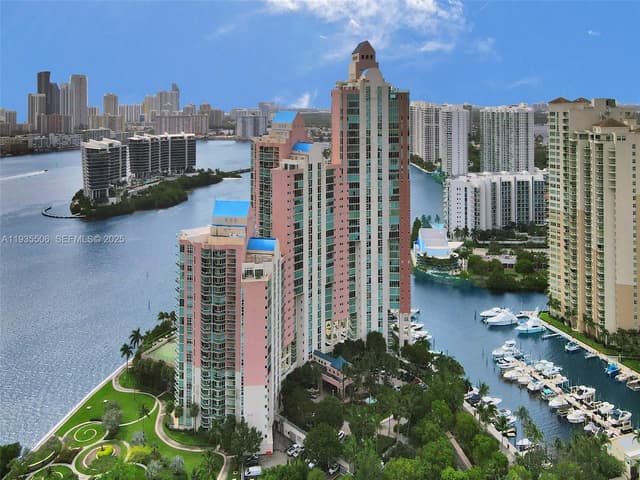 3370 Hidden Bay Dr # 508, Aventura FL 33180 - Aventura, FL - Photo 4