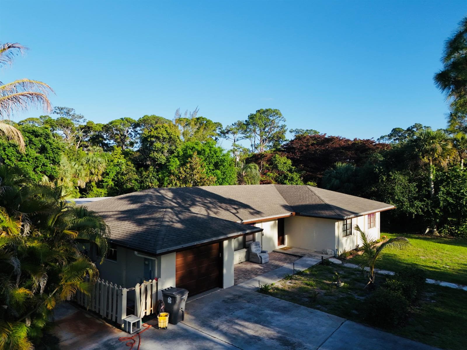 8895 N Bates Road, Palm Beach Gardens FL 33418