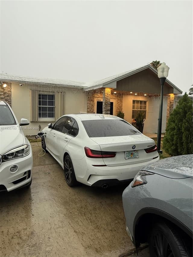 1031 NE 142nd St, North Miami FL 33161 - North Miami, FL - Photo 5
