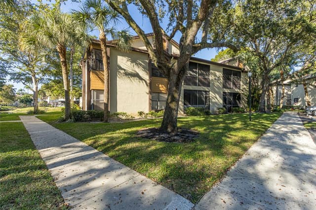 4534 S Carambola Cir S # 27275, Coconut Creek FL 33066 - Coconut Creek, FL - Photo 3