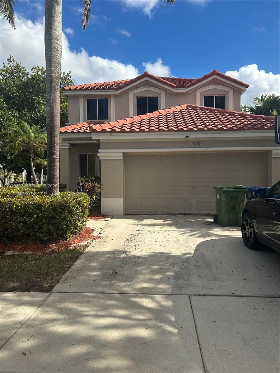 948 NW Phoenix Way, Weston FL 33327