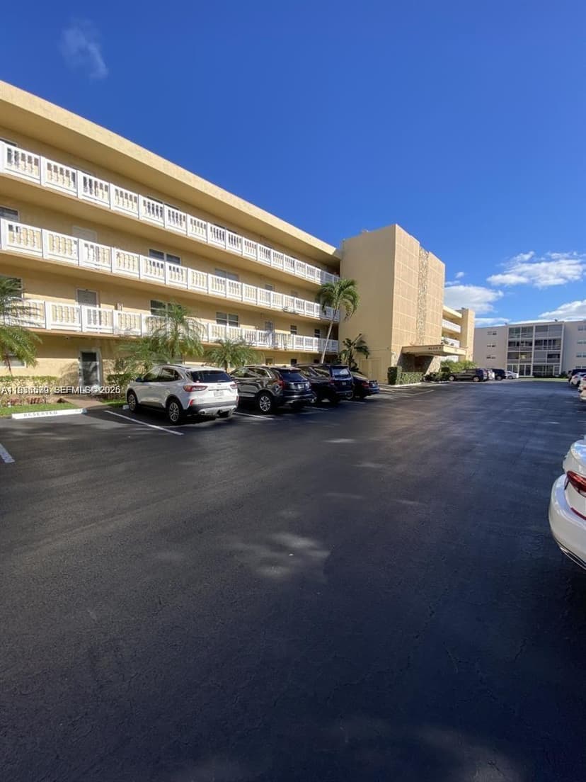 1025 SE 3rd Ave # 102, Dania Beach FL 33004