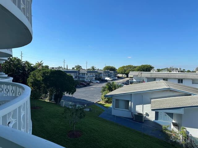 2381 Sunset Avenue # 216, Lake Worth FL 33461 - Lake Worth, FL - Photo 6