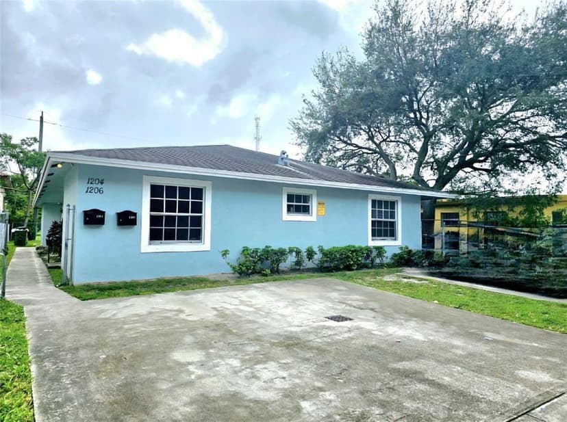 1204 NW 3rd Street, Fort Lauderdale FL 33311