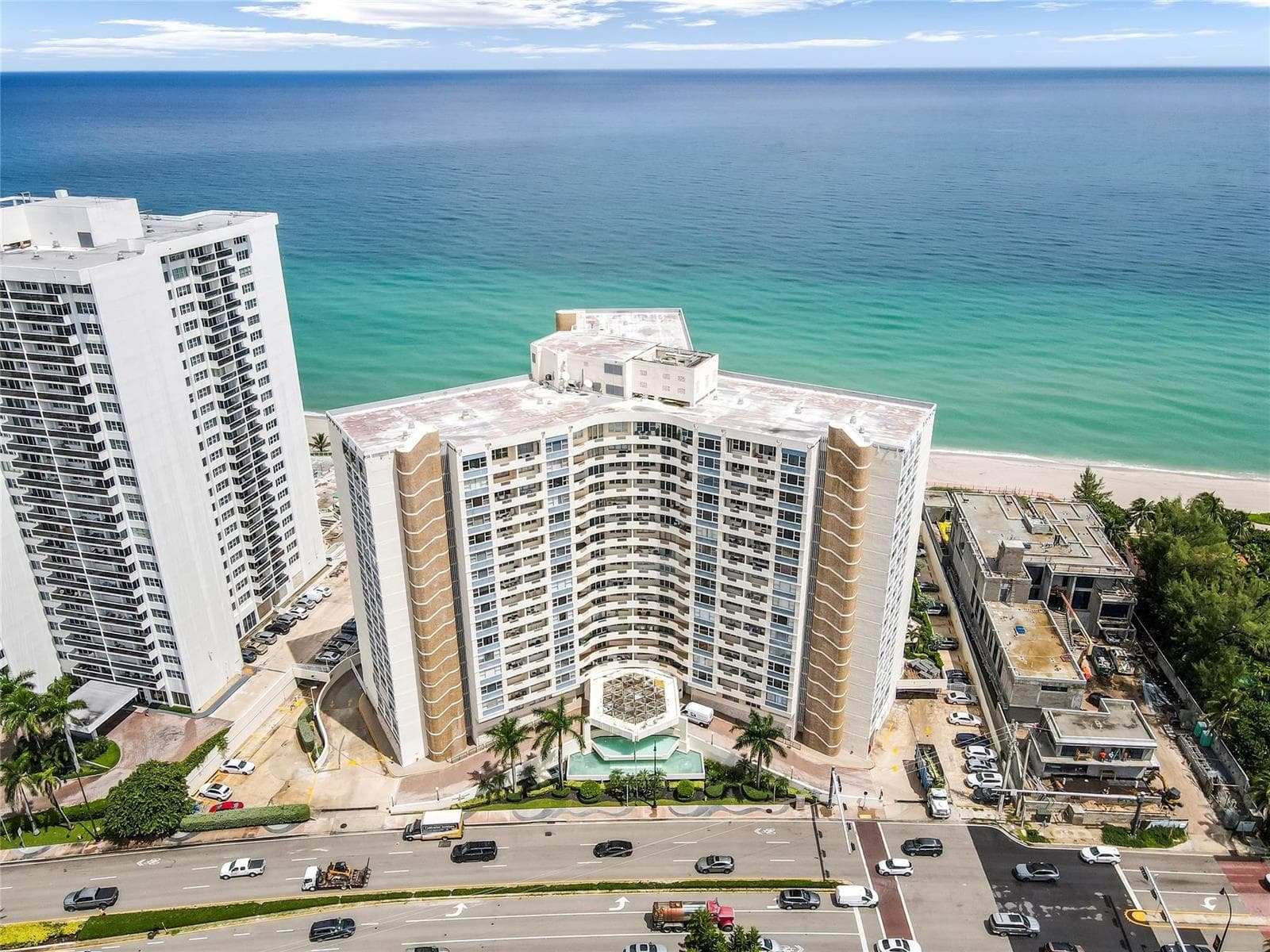 3180 S Ocean Drive # 517, Hallandale Beach FL 33009