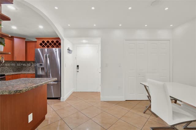5665 W 20th Ave # 415, Hialeah FL 33012 - Hialeah, FL - Photo 6