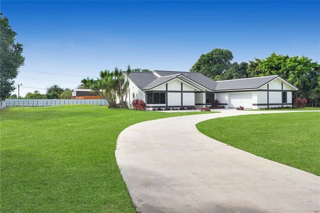21360 SW 236th St, Homestead FL 33031 - Homestead, FL - Photo 2