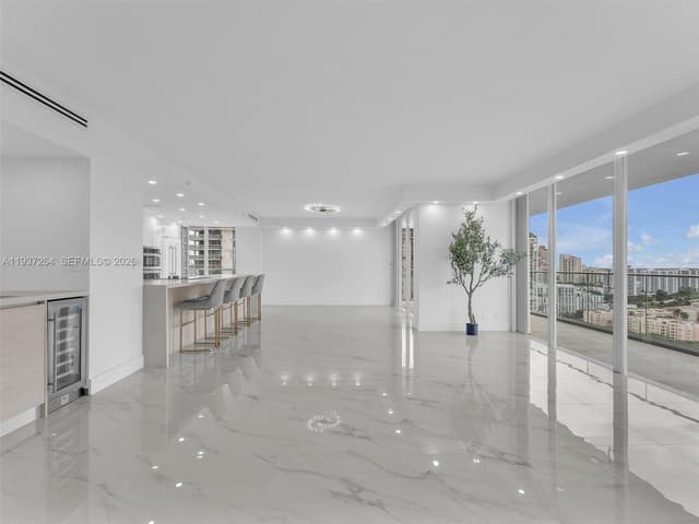 19707 Turnberry way # 25D, Aventura FL 33180 - Aventura, FL - Photo 7