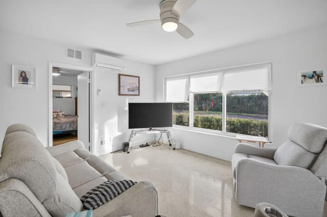 4436 Seagrape Drive, Lauderdale By The Sea FL 33308 - Lauderdale By The Sea, FL - Photo 6