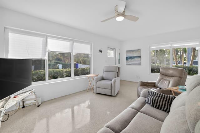 4436 Seagrape Drive, Lauderdale By The Sea FL 33308 - Lauderdale By The Sea, FL - Photo 7
