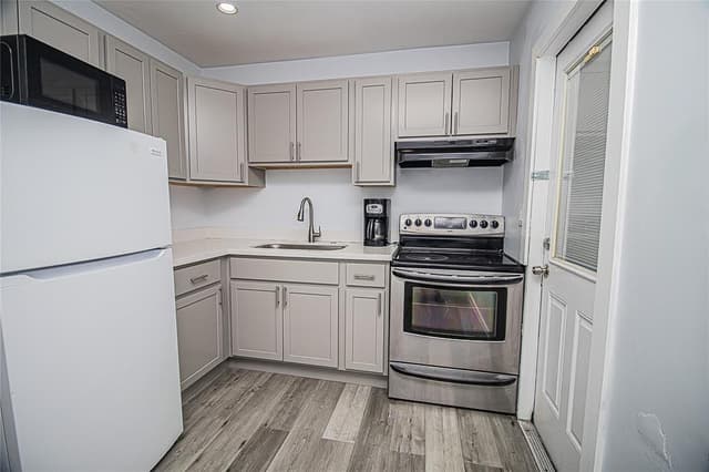2432 Sherman Street, Hollywood FL 33020 - Hollywood, FL - Photo 7