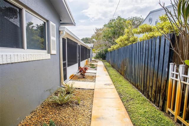 2432 Sherman Street, Hollywood FL 33020 - Hollywood, FL - Photo 4