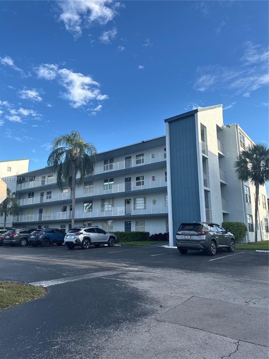 7690 NW 18th St # 408, Margate FL 33063 - Margate, FL - Photo 1