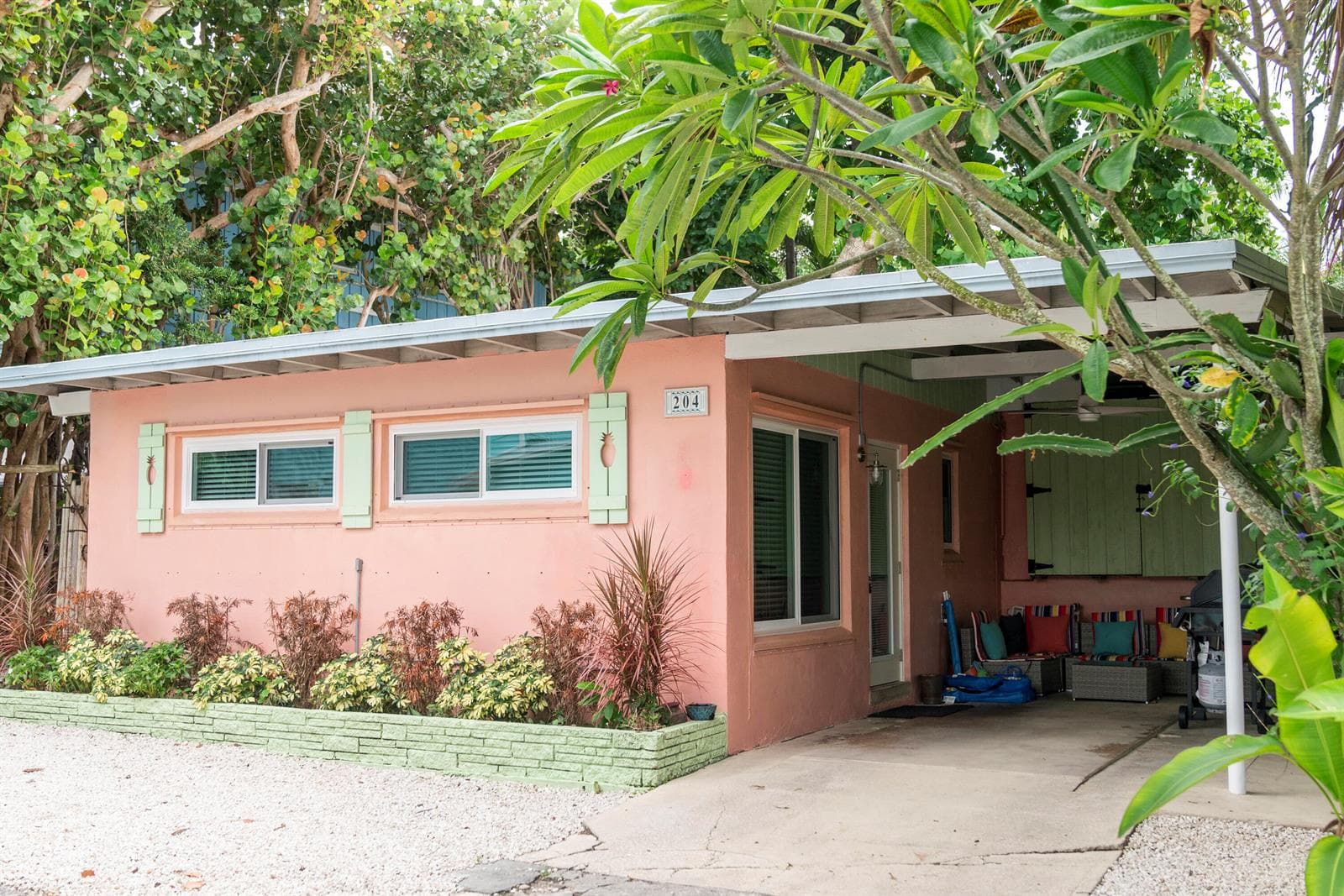 204 Coral Road, Boynton Beach FL 33435