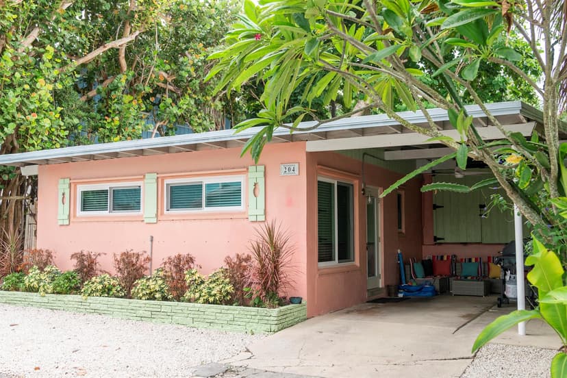 204 Coral Road, Boynton Beach FL 33435