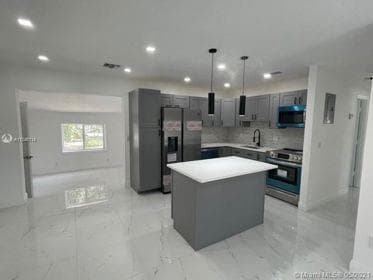 751 NW 18TH Street, Pompano Beach FL 33060