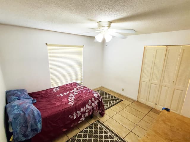 4195 Lucerne Villas Lane, Lake Worth FL 33467 - Lake Worth, FL - Photo 2