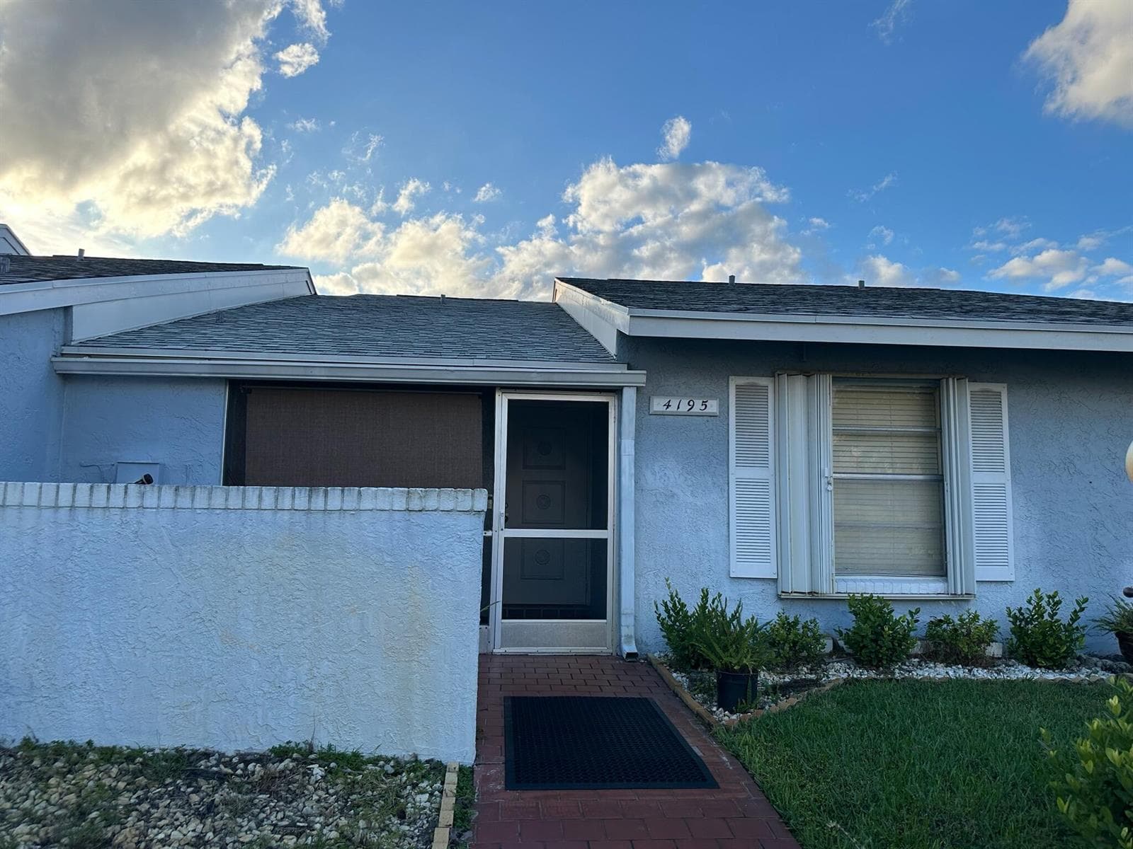 4195 Lucerne Villas Lane, Lake Worth FL 33467 - Lake Worth, FL - Photo 1