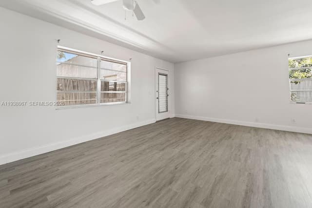 938 Normandy T # T938, Delray Beach FL 33484 - Delray Beach, FL - Photo 5